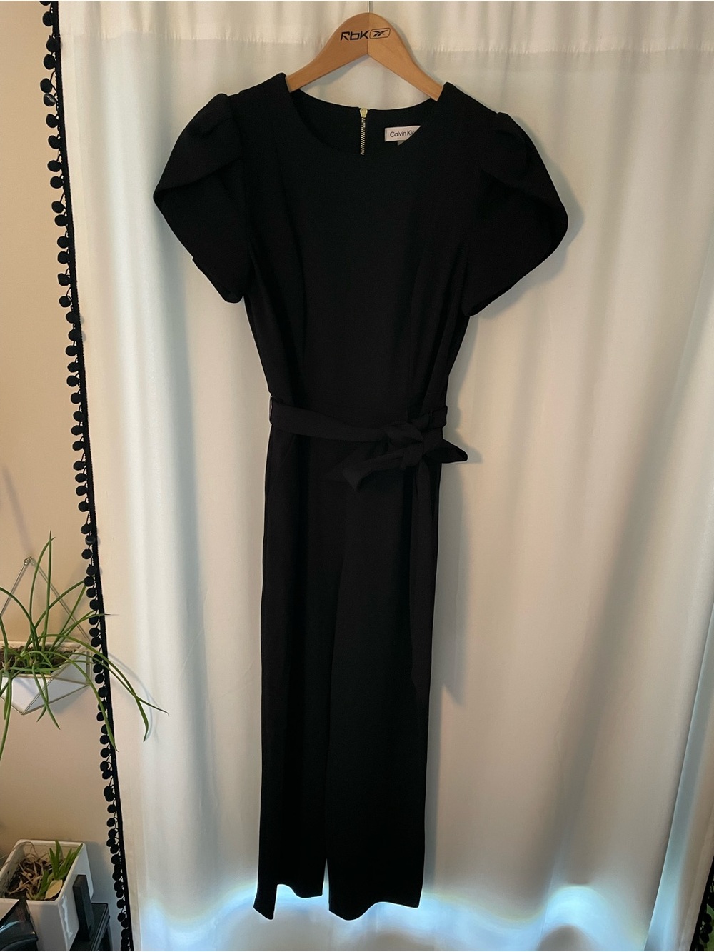 Calvin Klein jumpsuit pantsuit black jumper pant suit women’s 6 gold zipper
